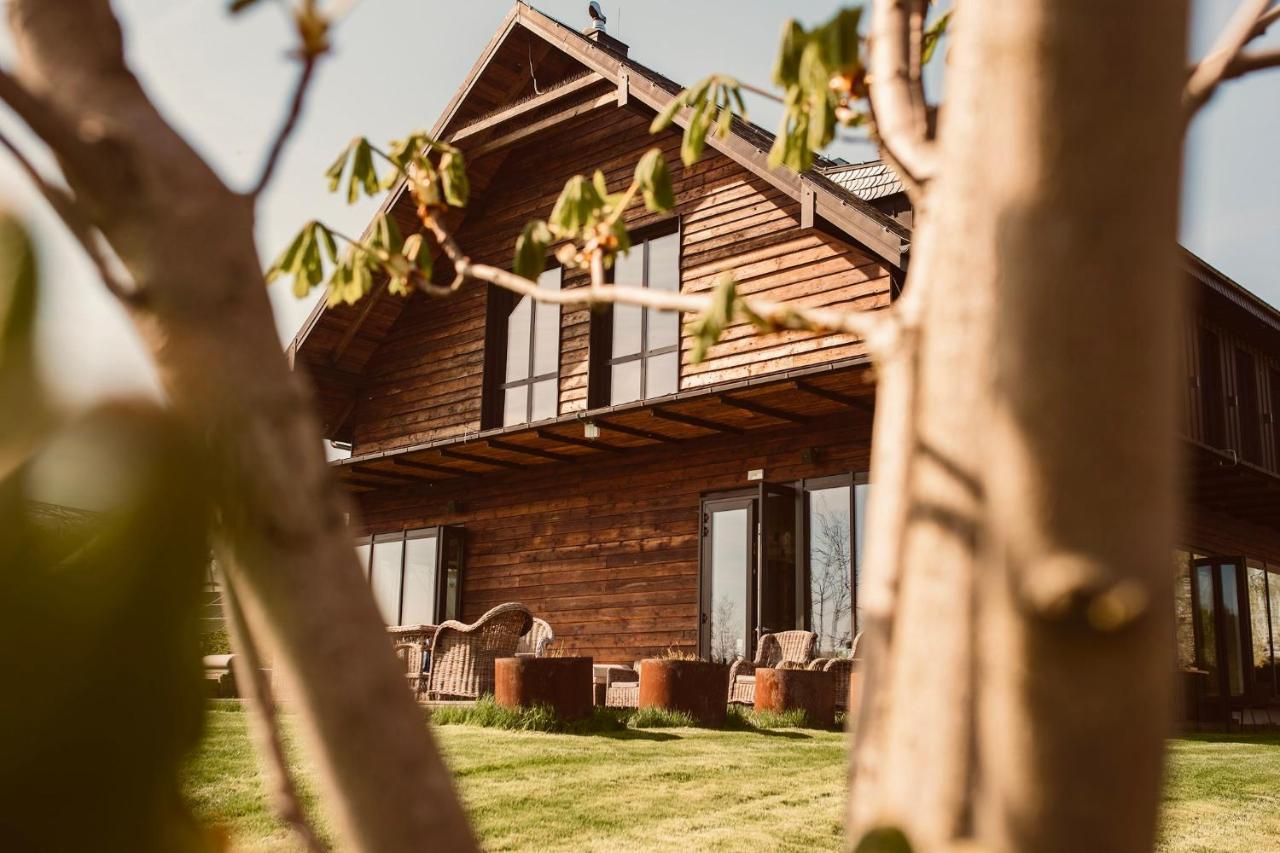Karma House Goscienczyce Bed & Breakfast Grojec  Exterior foto