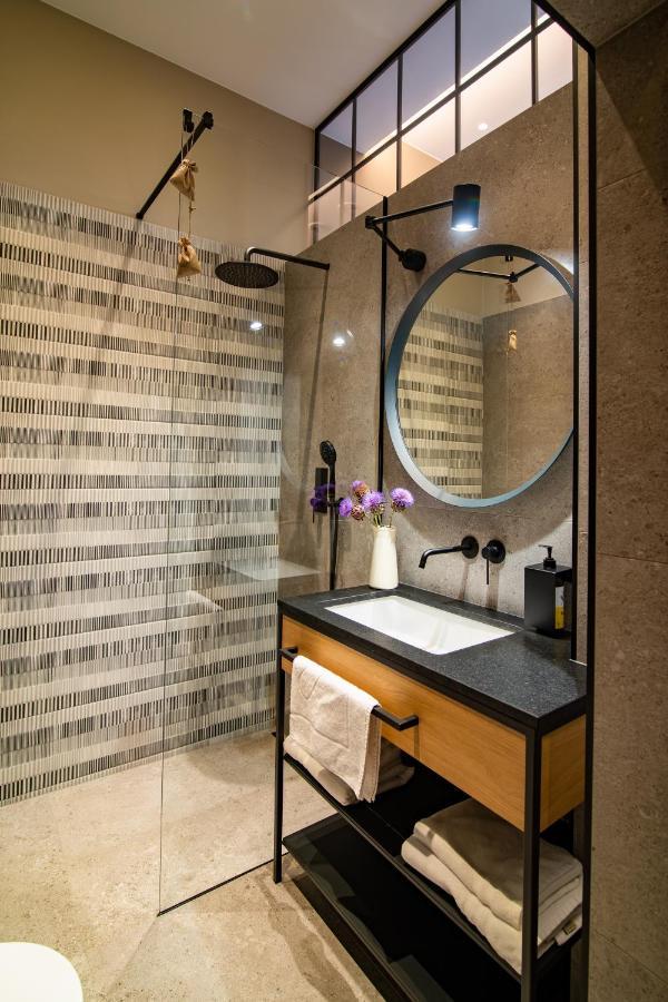 Karma House Goscienczyce Bed & Breakfast Grojec  Exterior foto